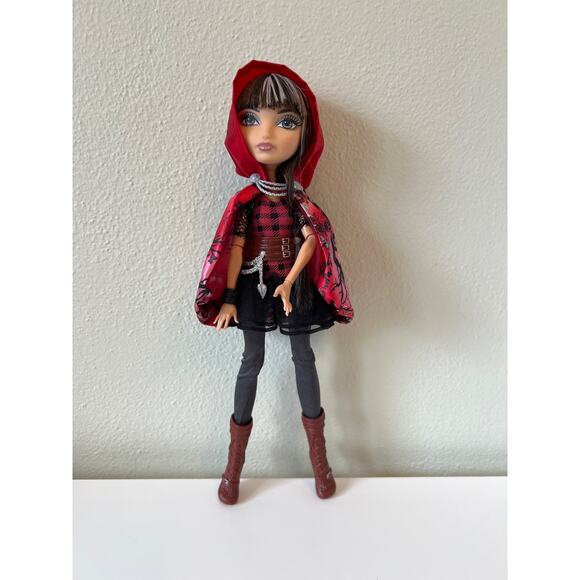 Ever After High Cerise Hood Doll First Chapter Daughter Of Little Red Mattel - Picture 1 of 6